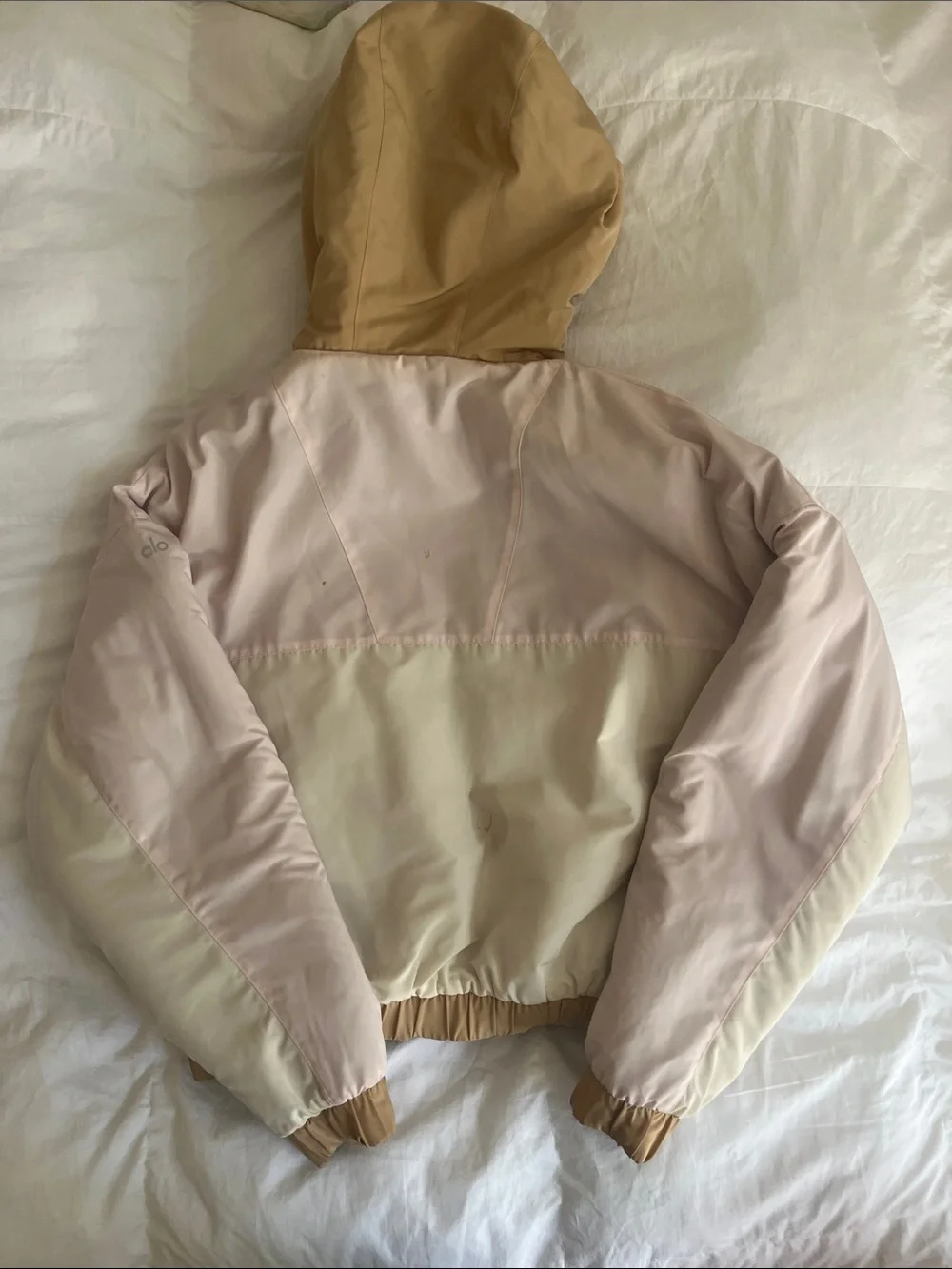 ALO Yoga Teddy Jacket in Camel Brown